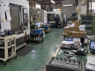 入力に使った、町工場を想定した画像